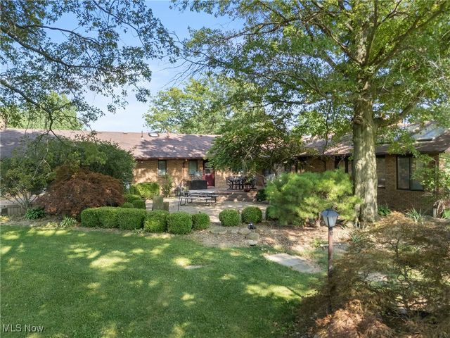 11950 Castleton Lane, Grafton, OH 44044