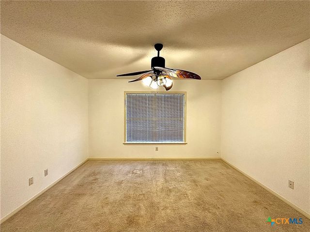 604 Dunbar Drive, Victoria, TX 77904