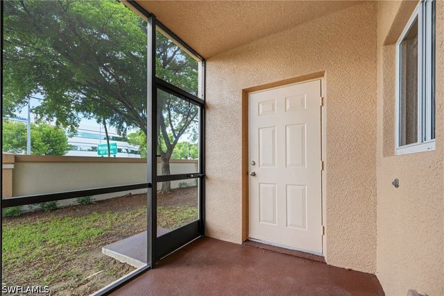 4172 Castilla CIR 101, Fort Myers, FL 33916
