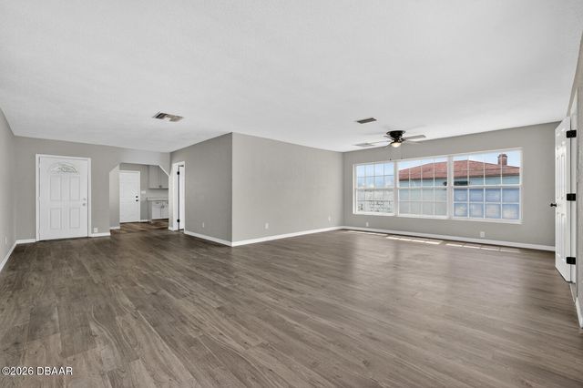 1027 Bel Aire Drive, Daytona Beach, FL 32118