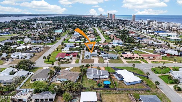 1027 Bel Aire Drive, Daytona Beach, FL 32118