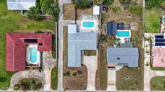 1027 Bel Aire Drive, Daytona Beach, FL 32118