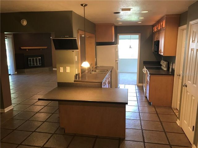 852 WOODSIDE ROAD, Maitland, FL 32751