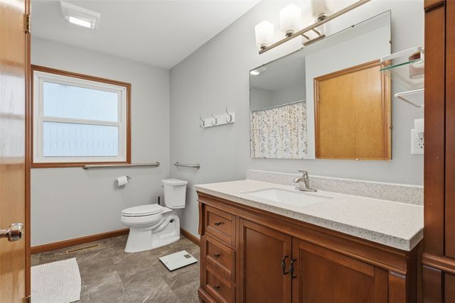 261 Larick Drive, Marion, IA 52302