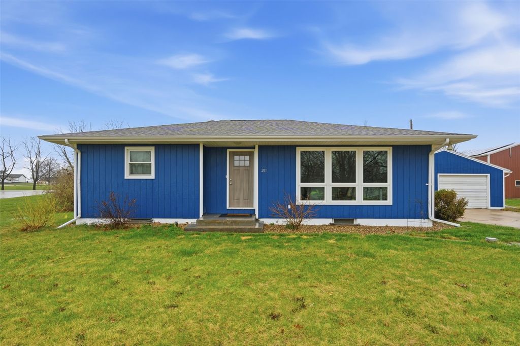 261 Larick Drive, Marion, IA 52302
