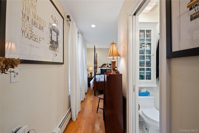 136 Beach Road, Wading River, NY 11792