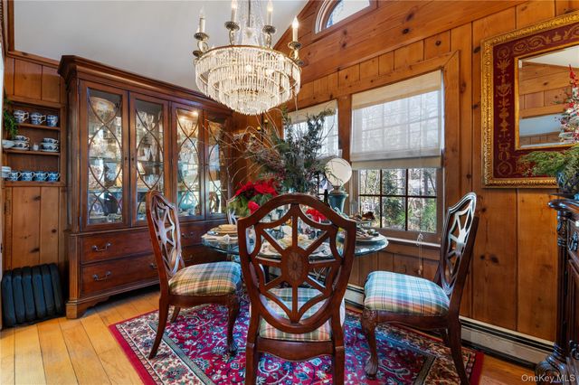 136 Beach Road, Wading River, NY 11792