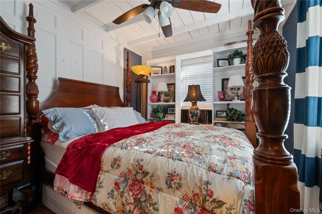 136 Beach Road, Wading River, NY 11792