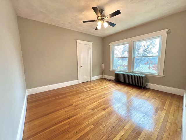 60 Nichols St, Chelsea, MA 02150