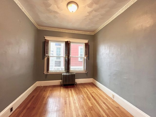 60 Nichols St, Chelsea, MA 02150