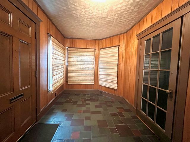 60 Nichols St, Chelsea, MA 02150