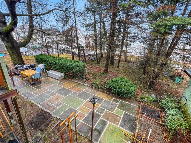 60 Nichols St, Chelsea, MA 02150