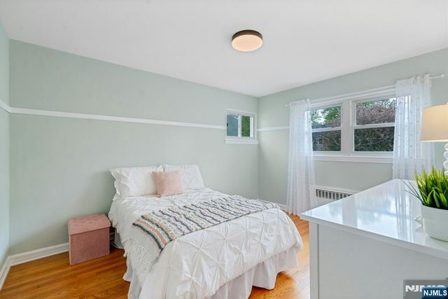 96 Lakewood Avenue, Ho-ho-kus, NJ 07423