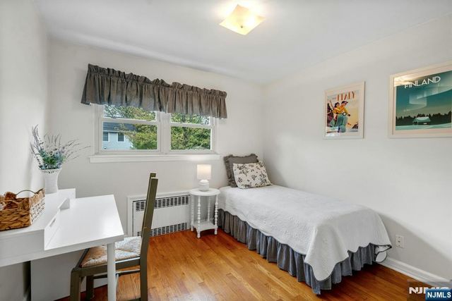 96 Lakewood Avenue, Ho-ho-kus, NJ 07423