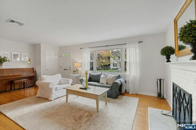 96 Lakewood Avenue, Ho-ho-kus, NJ 07423