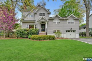 96 Lakewood Avenue, Ho-ho-kus, NJ 07423
