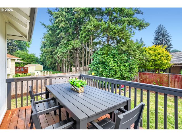 5182 Se 52ND Pl, Hillsboro, OR 97123