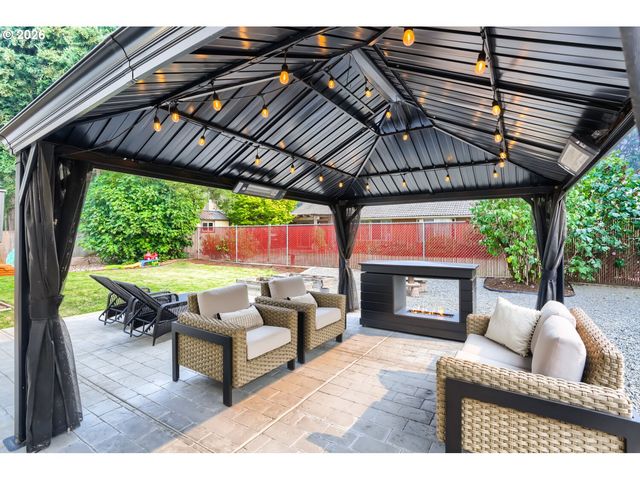 5182 Se 52ND Pl, Hillsboro, OR 97123
