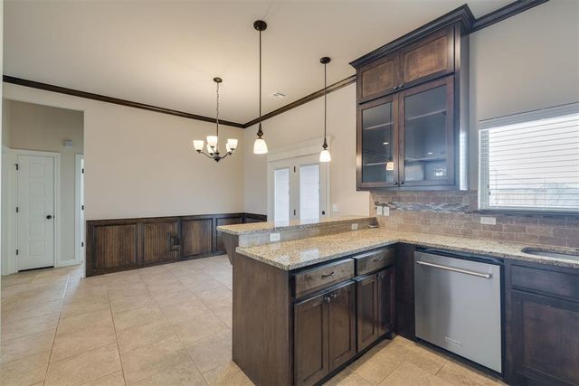 16001 Montague Drive, Edmond, OK 73013