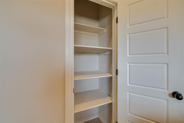 16001 Montague Drive, Edmond, OK 73013