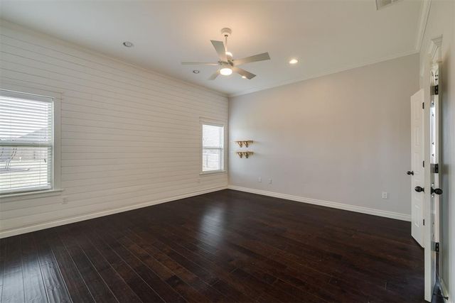 16001 Montague Drive, Edmond, OK 73013