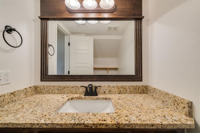 16001 Montague Drive, Edmond, OK 73013