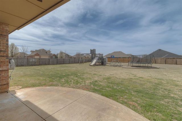 16001 Montague Drive, Edmond, OK 73013