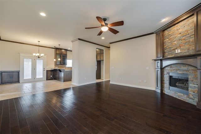 16001 Montague Drive, Edmond, OK 73013