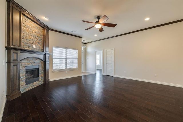 16001 Montague Drive, Edmond, OK 73013