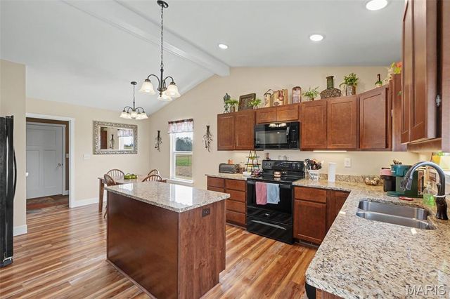 30931 Bonnie Bell Drive, Warrenton, MO 63383