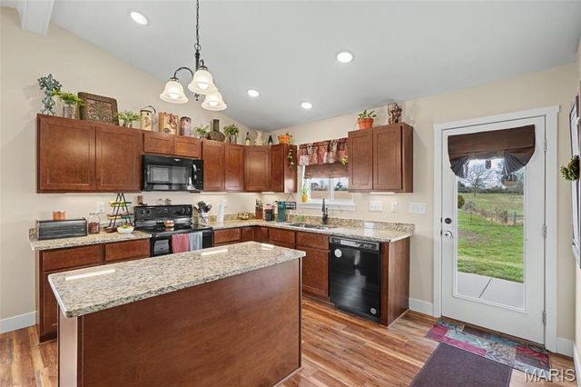 30931 Bonnie Bell Drive, Warrenton, MO 63383