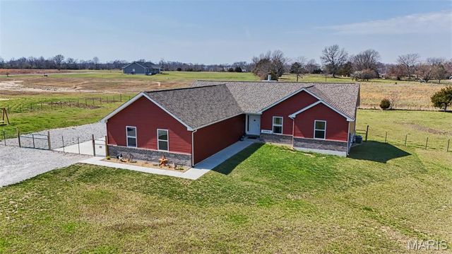 30931 Bonnie Bell Drive, Warrenton, MO 63383