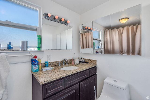 6266 S MARGRAY DR, Taylorsville, UT 84129