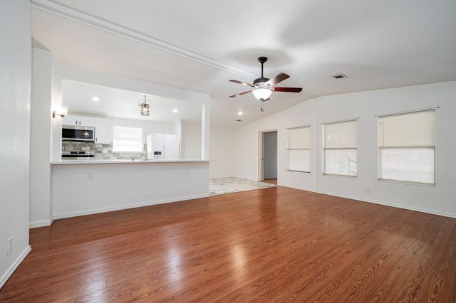 500 Poetry Road, Royse City, TX 75189