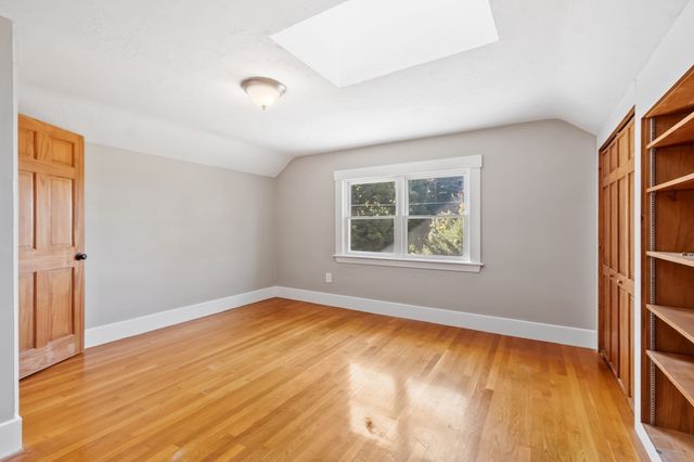8 Winter St, Southborough, MA 01745