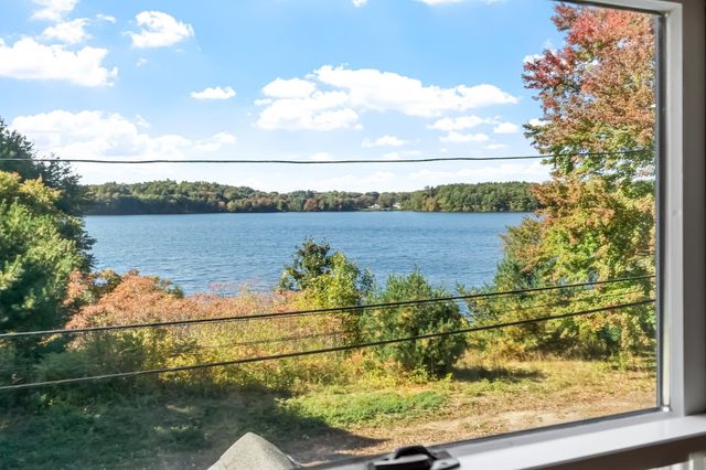8 Winter St, Southborough, MA 01745