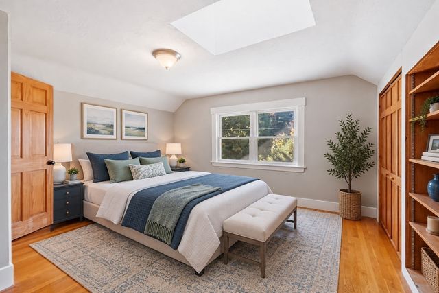 8 Winter St, Southborough, MA 01745
