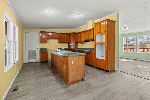 17578 Highway 412, Alpena, AR 72611