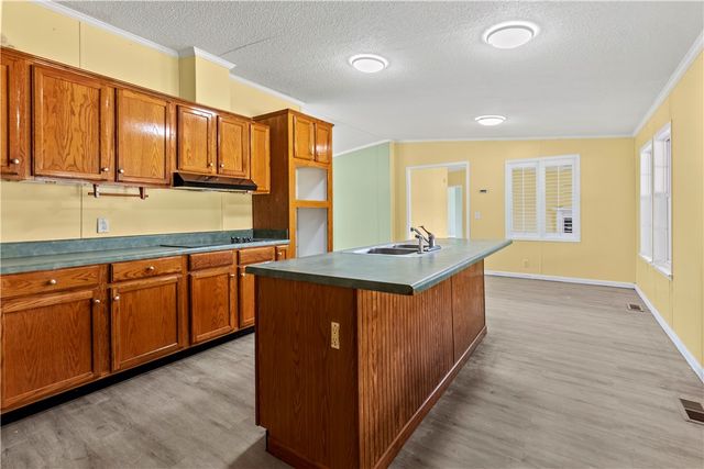 17578 Highway 412, Alpena, AR 72611