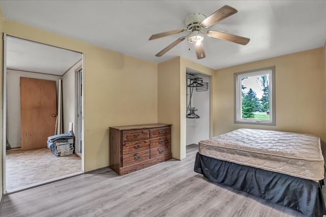 11211 Ridgewood Road, Milan, IL 61264