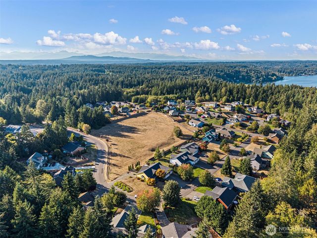9554 Phillips Road SE, Port Orchard, WA 98367