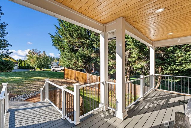 9554 Phillips Road SE, Port Orchard, WA 98367