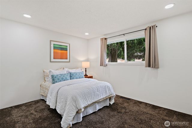 15316 NE 201st Street, Woodinville, WA 98072