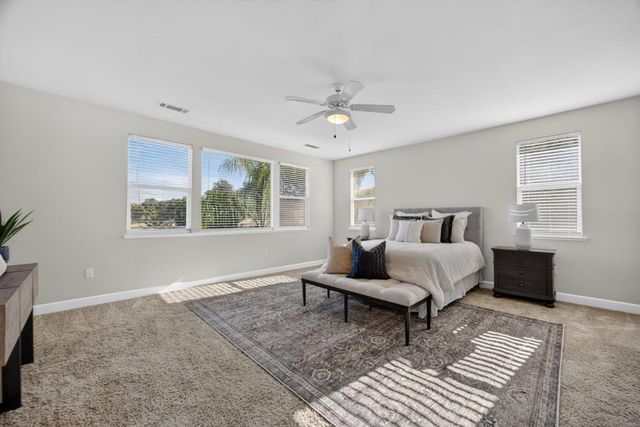 2207 Hedrick Ct, Rocklin, CA 95765