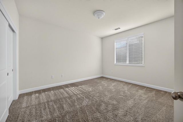 2207 Hedrick Ct, Rocklin, CA 95765