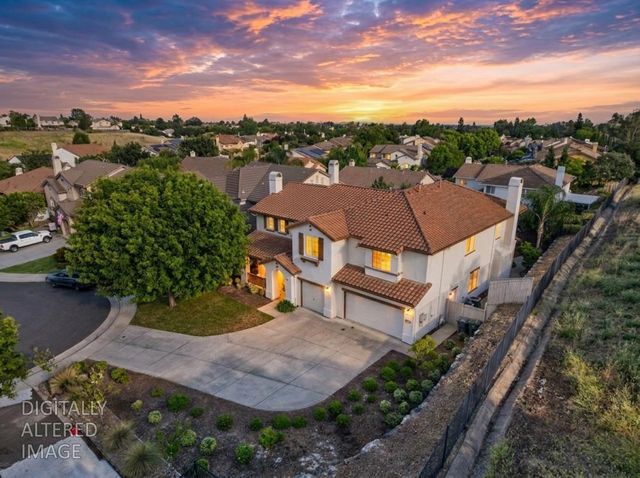 2207 Hedrick Ct, Rocklin, CA 95765