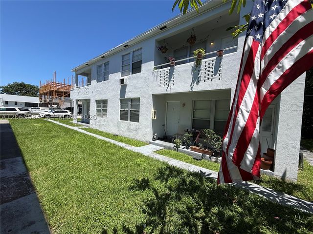 1784 Normandy Dr, Miami Beach, FL 33141