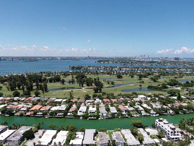 1784 Normandy Dr, Miami Beach, FL 33141