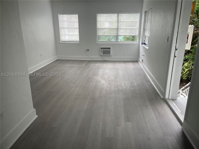 1784 Normandy Dr, Miami Beach, FL 33141