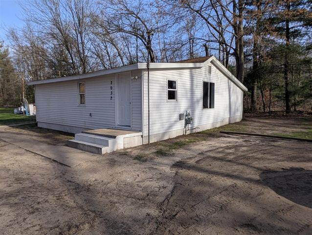 2032 S Mill Iron Road, Muskegon, MI 49442